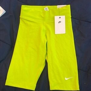 NWT Nike Tight Fit Mid Rise Workout Shorts